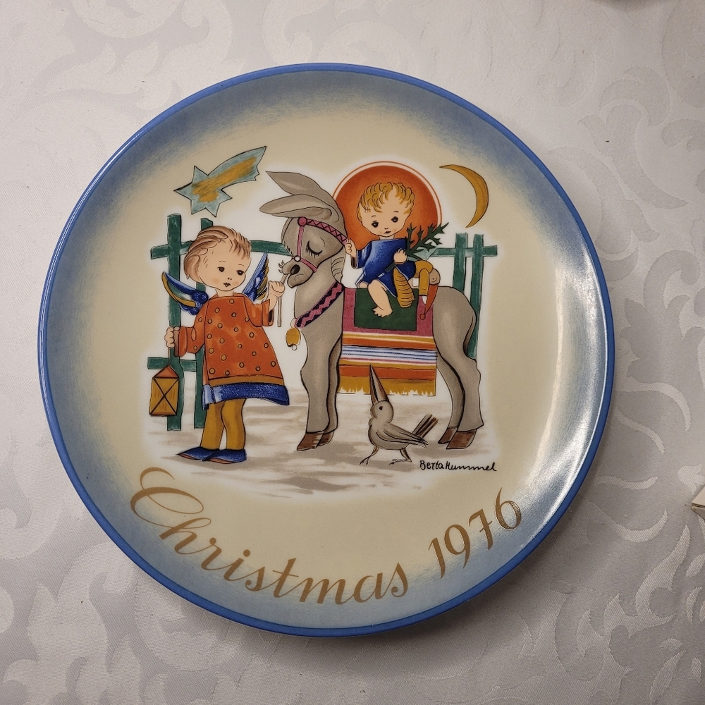 Sister Berta Hummel Christmas Plate